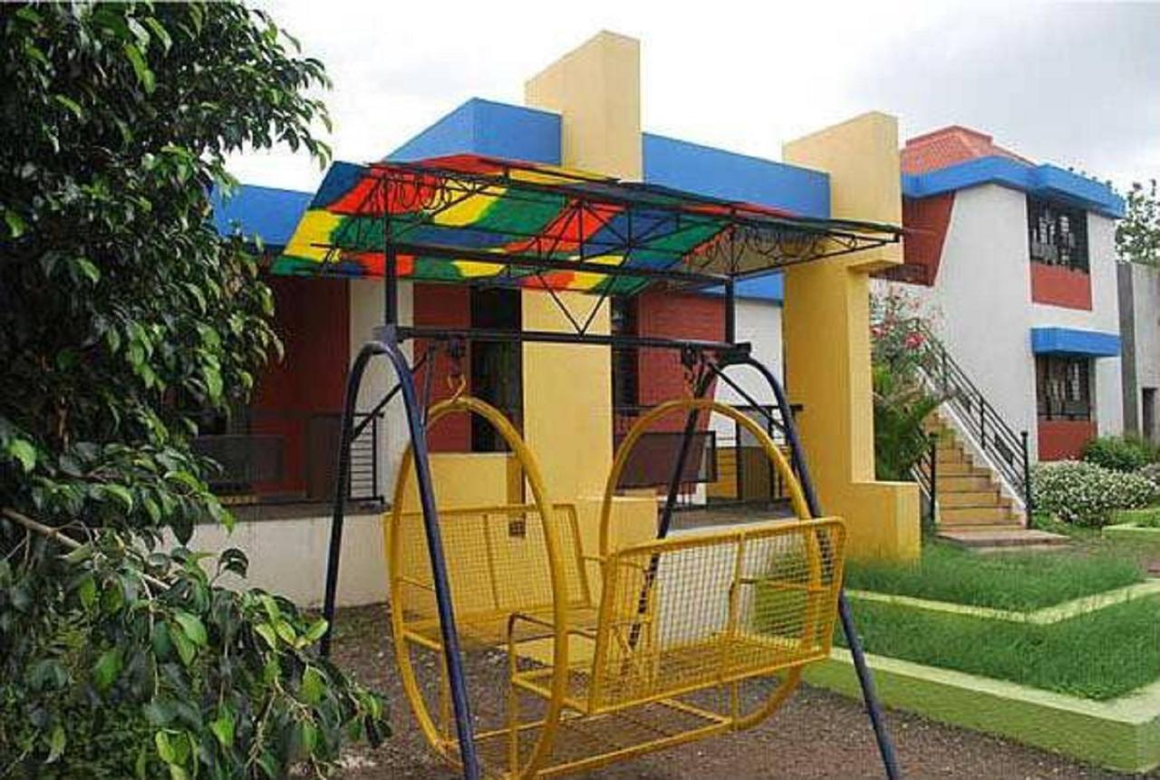 שירדי Sanskruti Heritage Resort מראה חיצוני תמונה